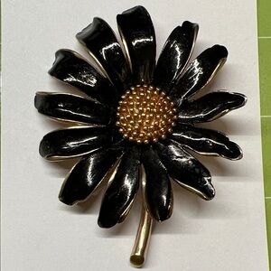 Chic Black and Gold Floral Brooch